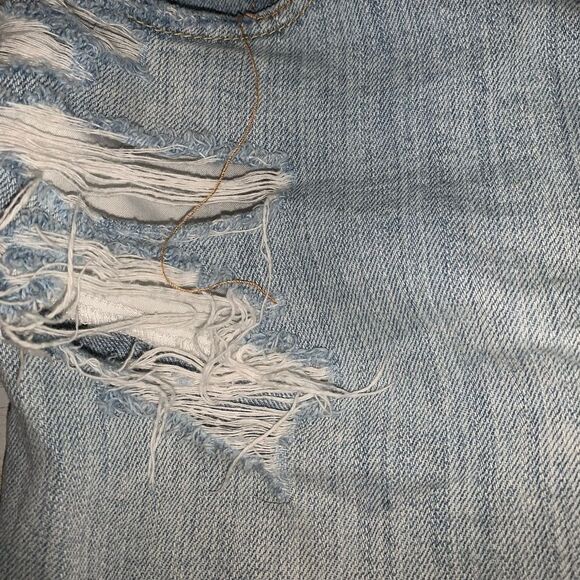American Eagle Distressed Denim Jeans - Picture 4 of 5